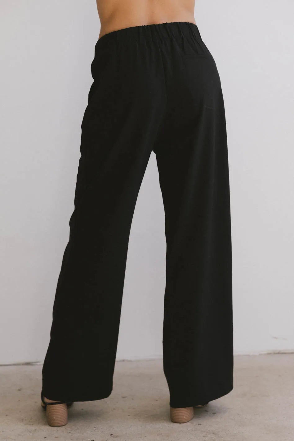 Eslyn Baggy Pants in Black