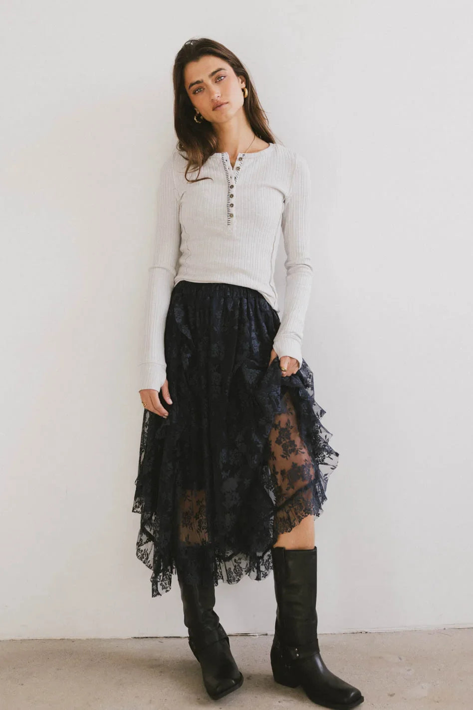 Elsie Lace Midi Skirt in Navy