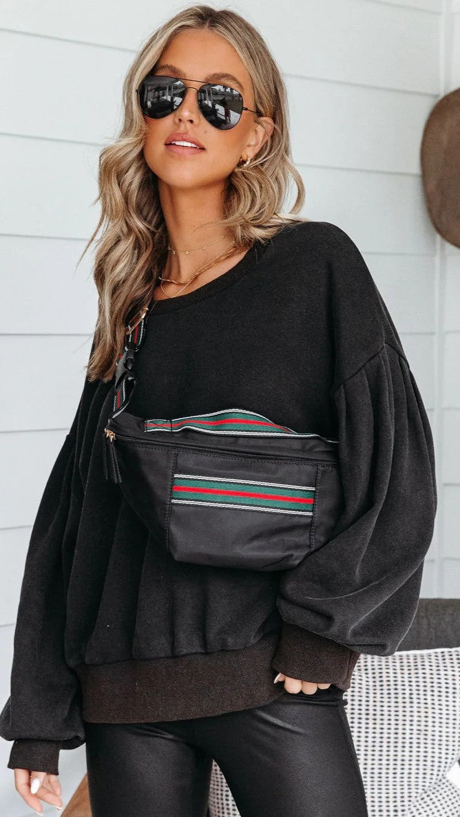 Black Solid Oversized Sweatshirt