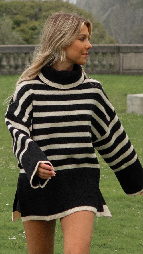 Black Striped Print Knit Sweater