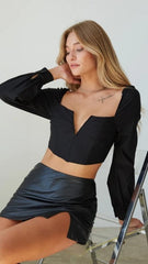 Black Long Sleeves Crop Top